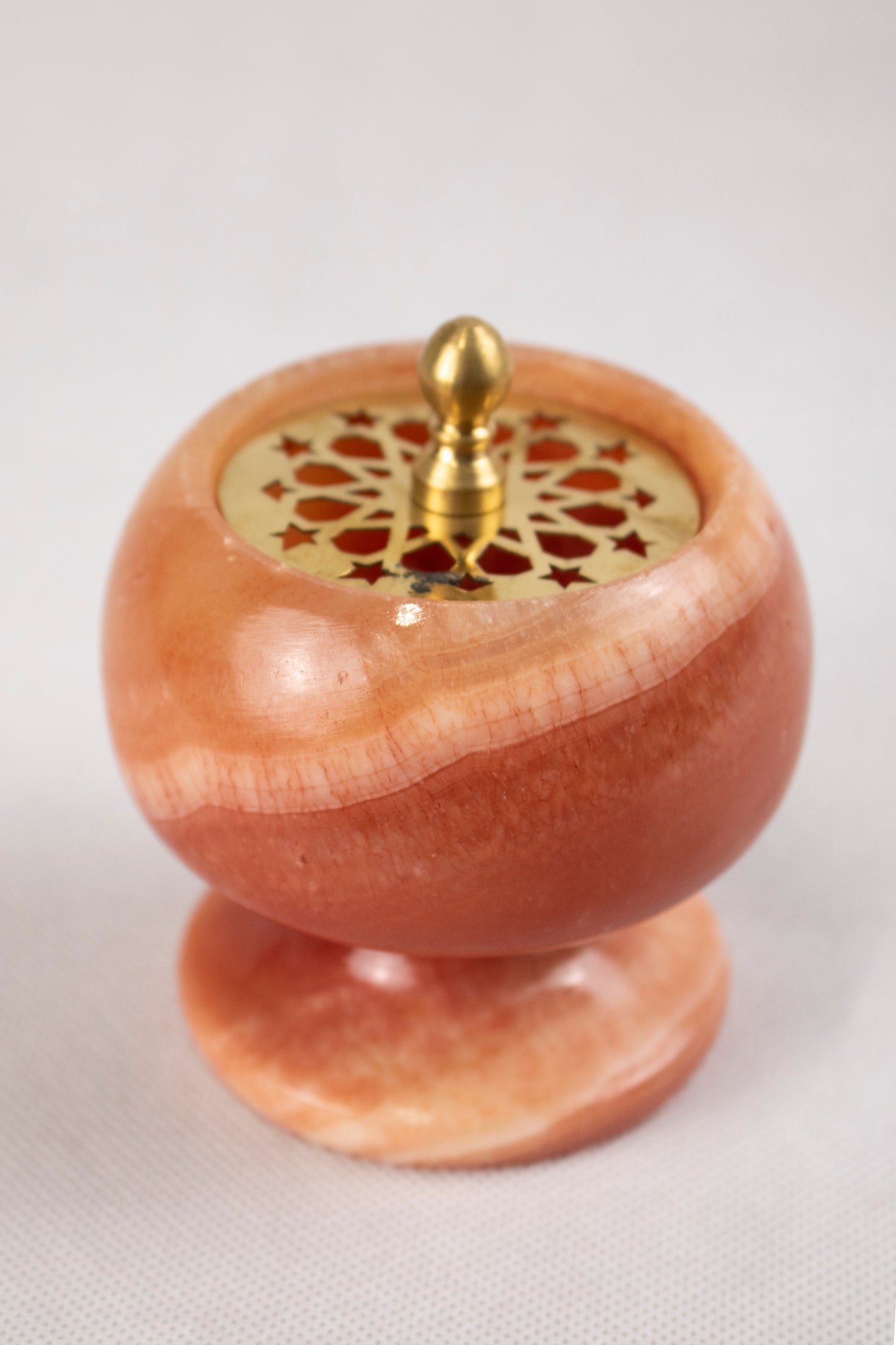 Alabaster Scent Diffuser with Decorative Brass Lid Small
