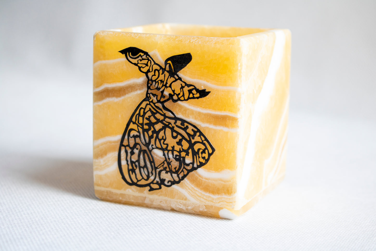 Natural Alabaster Candle Holder with Copper Whirling Dervish Inlay – Black Oud Scented Candle