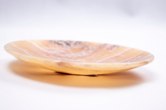 Natural Alabaster Shallow Plate – Warm Stone Tones