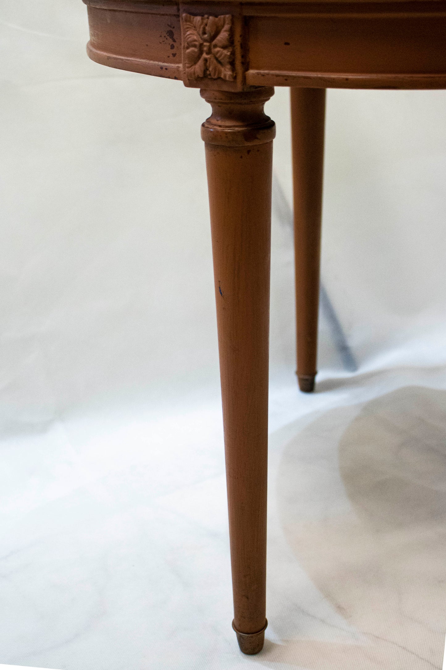 Vintage Nesting Tables Set — 3 Pieces