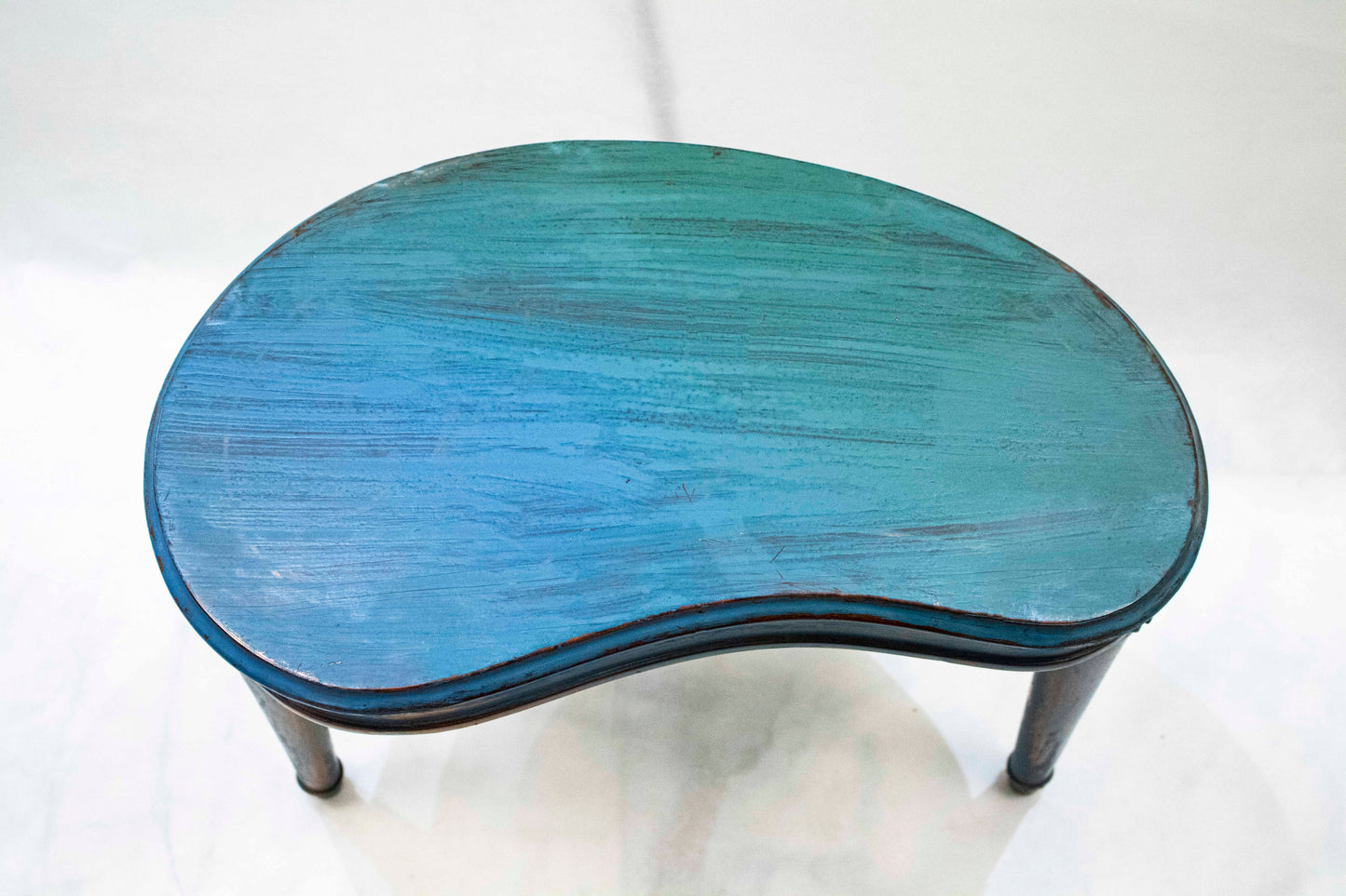 Vintage Nesting Tables Set — 3 Pieces